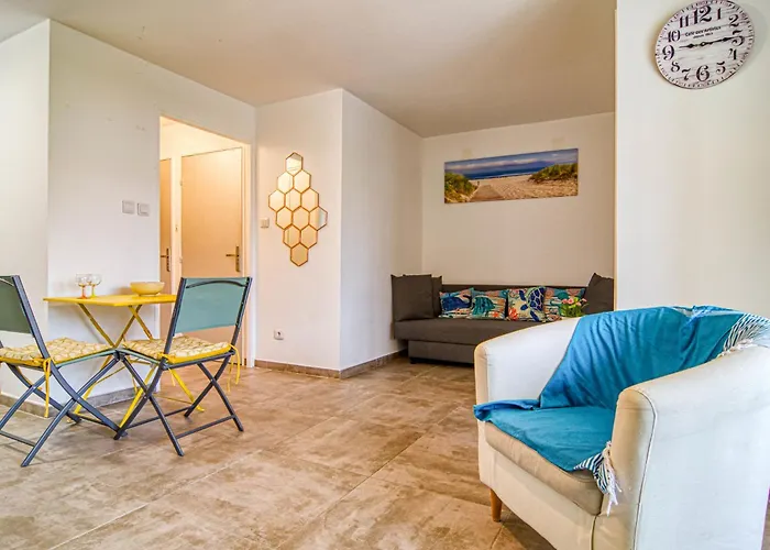 Le Clos Pecheur By Interhome * 식스포즈레스플라지스